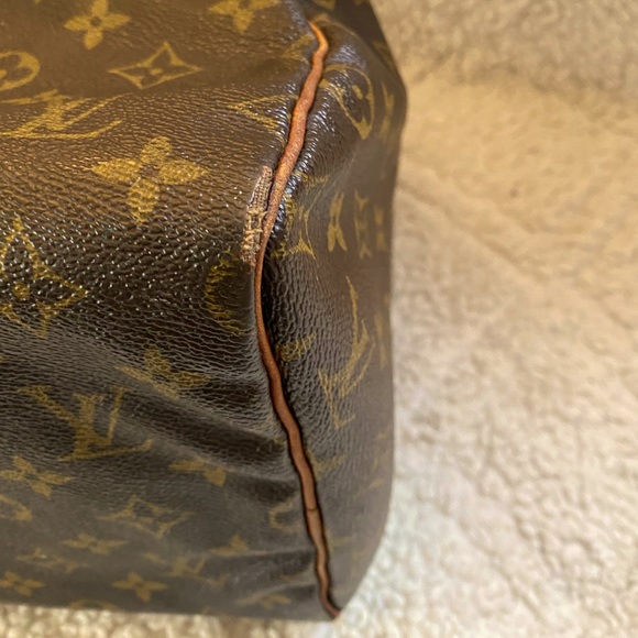 Authentic Louis Vuitton SPEEDY 30 👜 - Picture 9 of 15